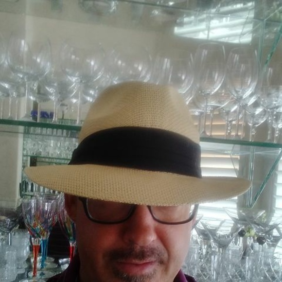 Meet your Posher, Erik - Picture 1 of 1